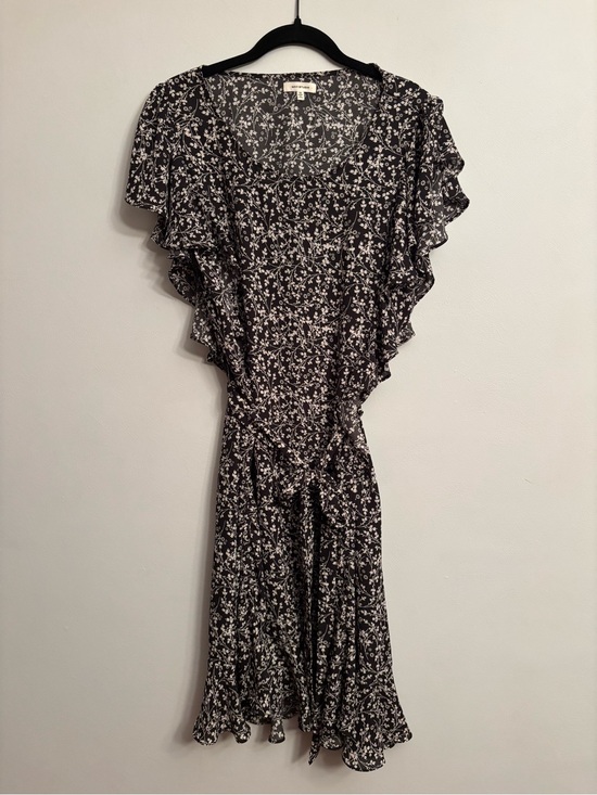 Max Studio Dresses & Skirts - Max Studio Black and Cream Floral Dress